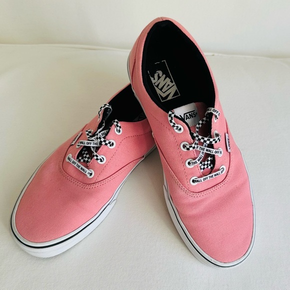 Pink Vans Era LX in pre owned mint condition; Pink + THE LACES! - Picture 4 of 6